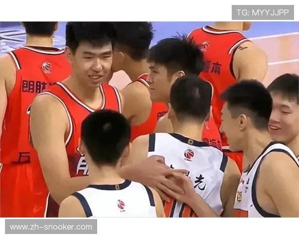 徐昕对阵旧主广东表现均衡，内线防守获赞